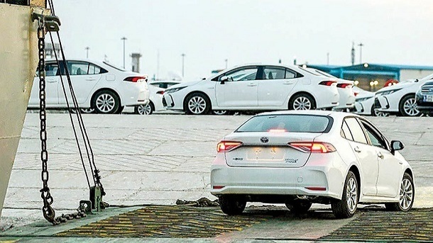 سخت‌تر شدن واردات خودرو به ایران در پی بازگشت تحریم‌ها | توقف بارگیری خودروهای کره‌ای، ژاپنی و آلمانی از چین