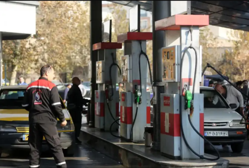 ترمز اسقاط خودرو با افزایش نرخ بنزین؛ فرسوده‌هایی که گران می‌شوند!